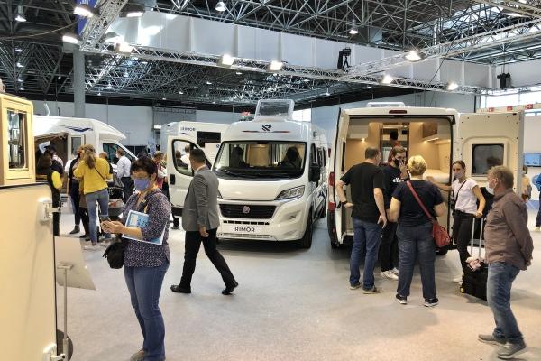 119073044_3556011651076616_4694334141090380637_n